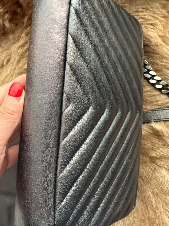 Saint Laurent Black Quilted Leather Shoulder Bag with Silver YSL Logo - Picture 4 of 12